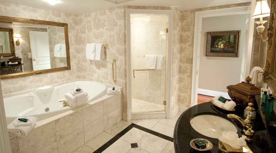 Market Pavilion Hotel, rooms