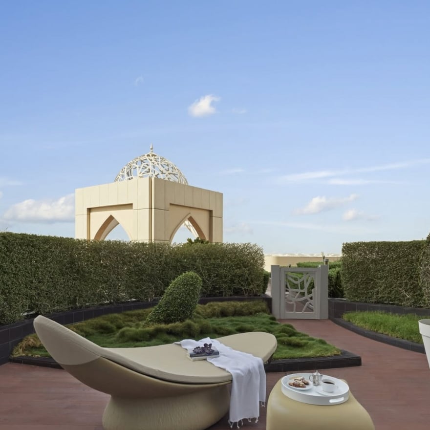 Mondrian Doha, vibe