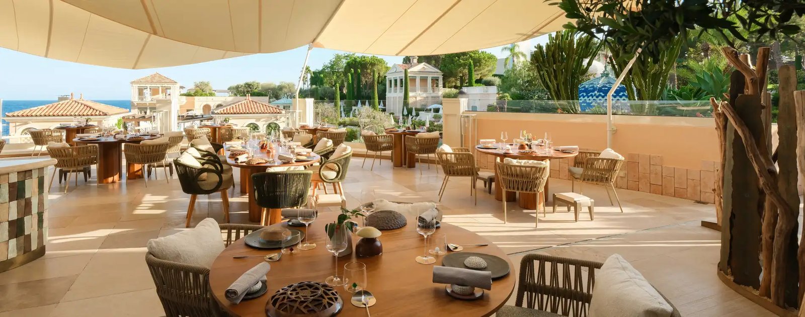 Monte-Carlo Bay Hotel & Resort, blue bay marcel ravin