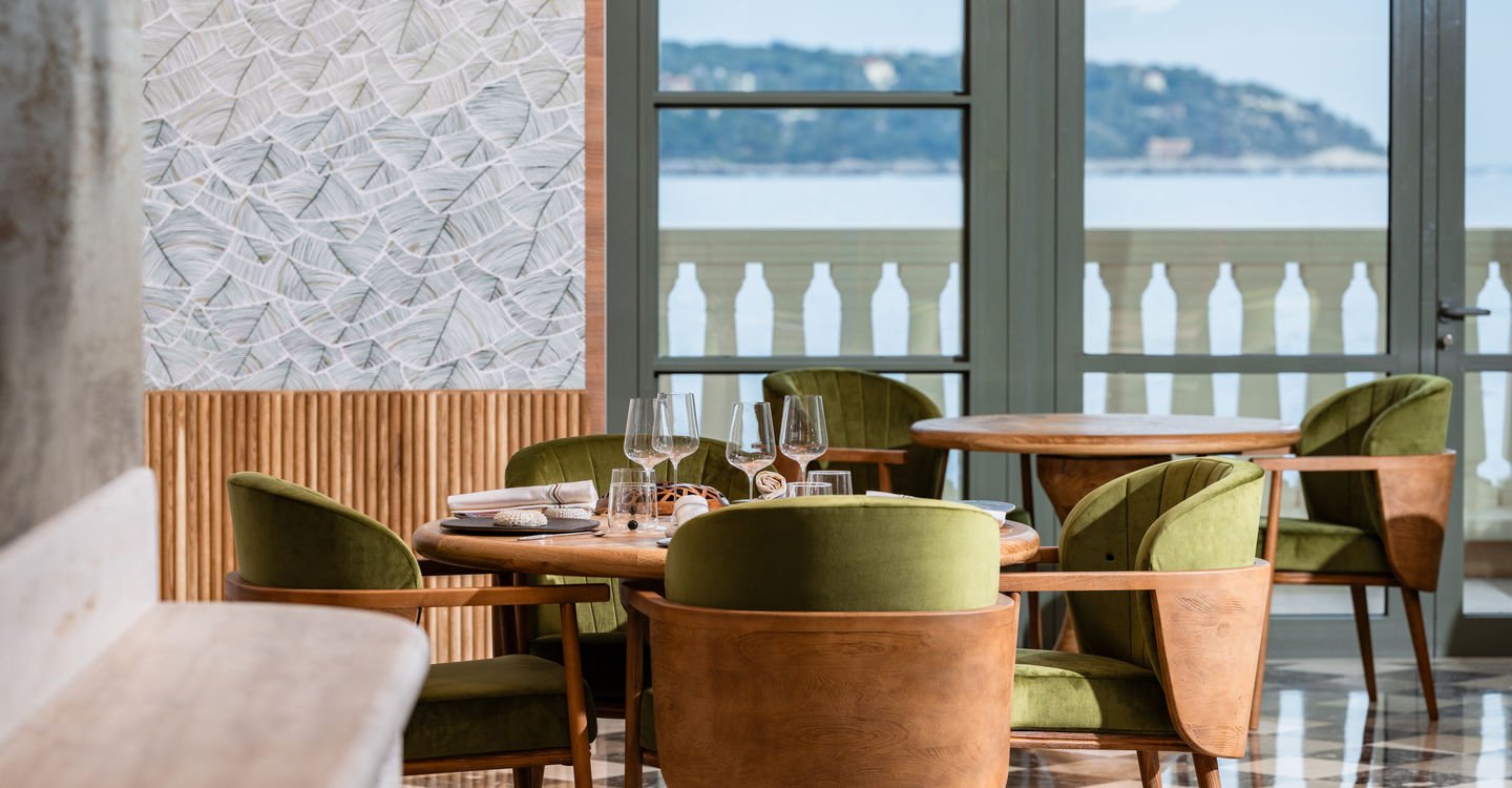 Monte-Carlo Bay Hotel & Resort, blue bay marcel ravin