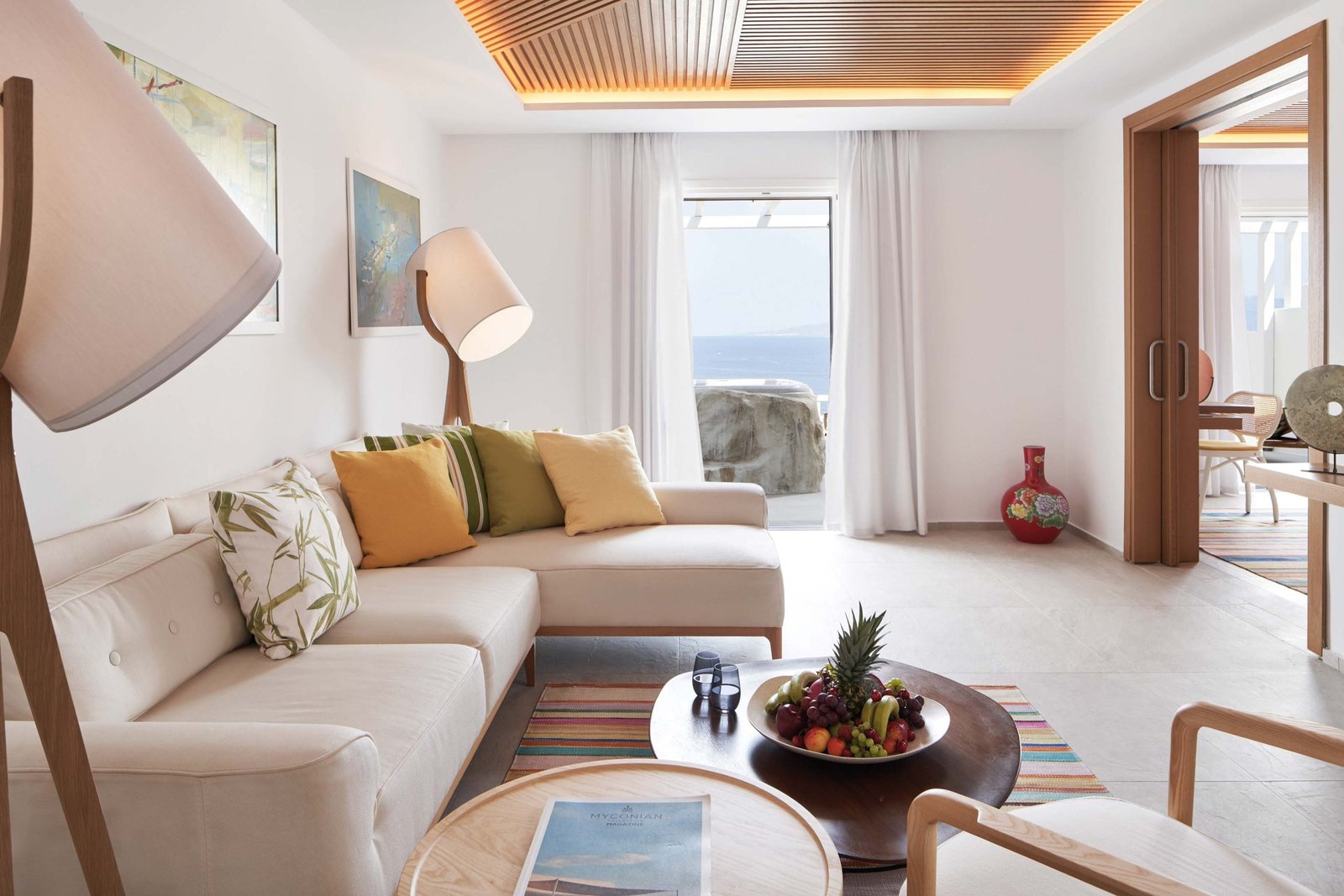 Myconian Korali, rooms