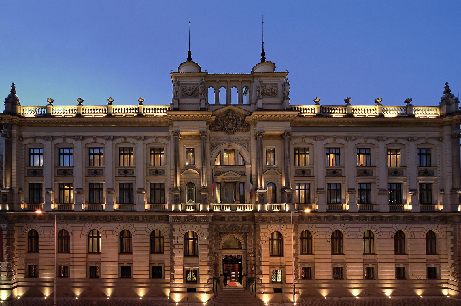 Hotel NH Collection Prague Carlo IV, how it began
