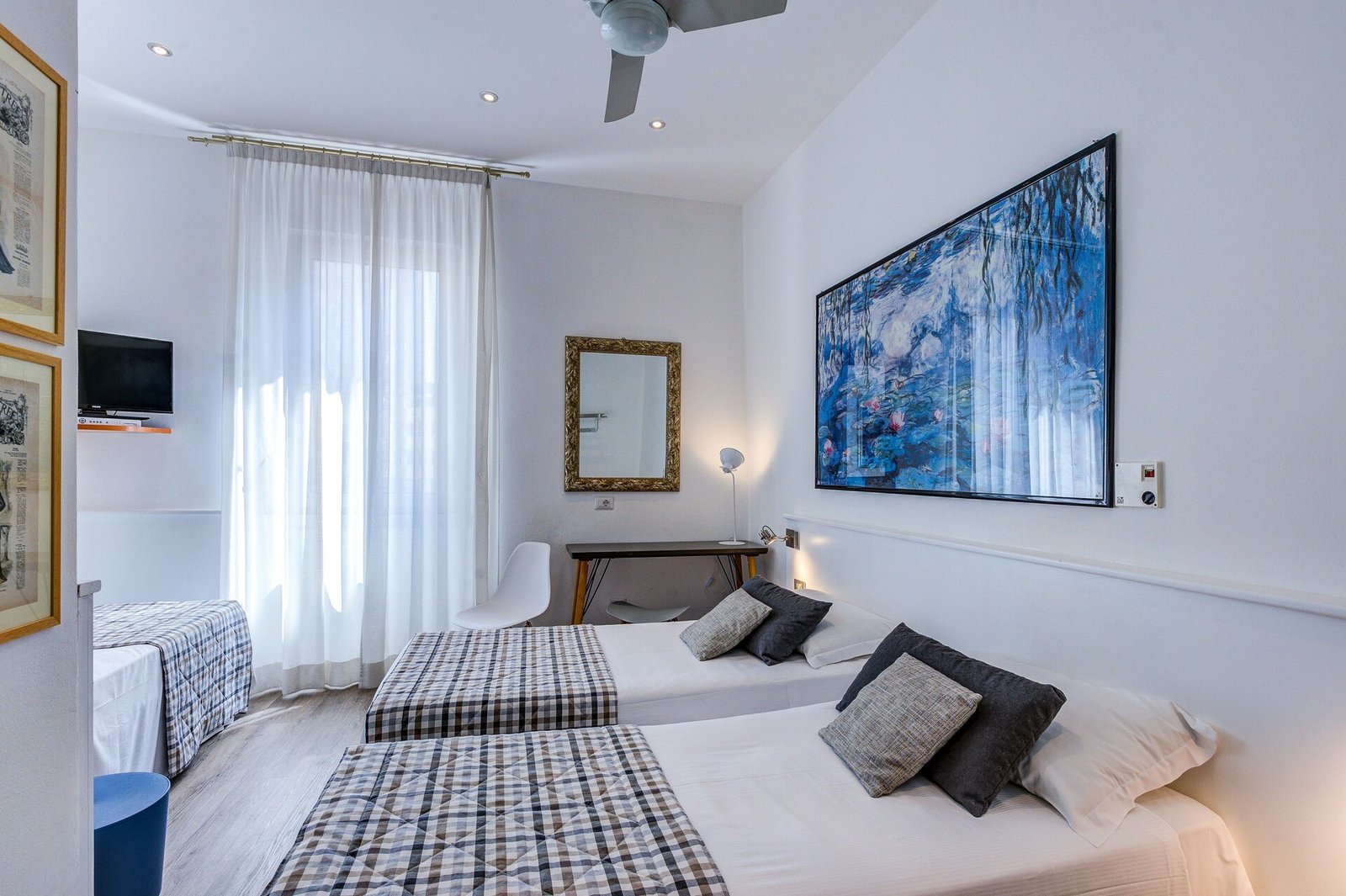 Hotel Bernina — rooms