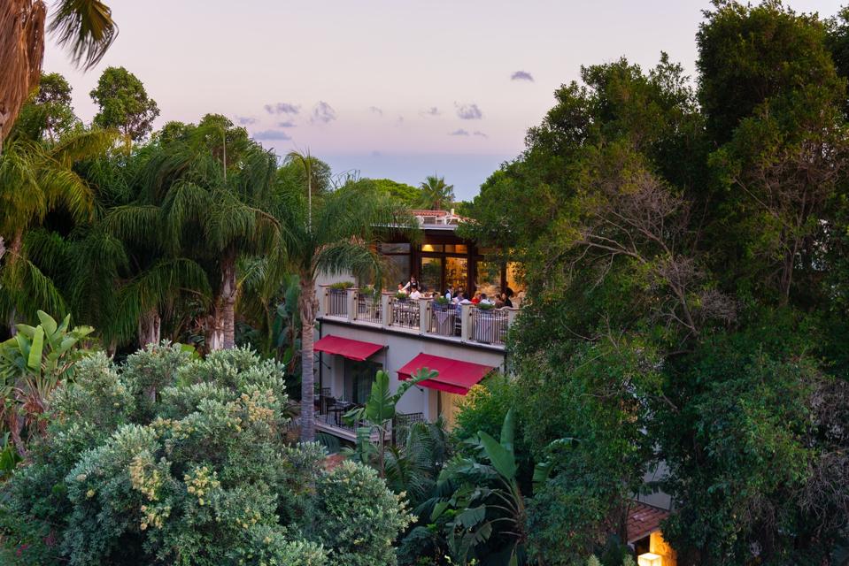 Forte Village Resort - Villa Del Parco & SPA, belvedere restaurant