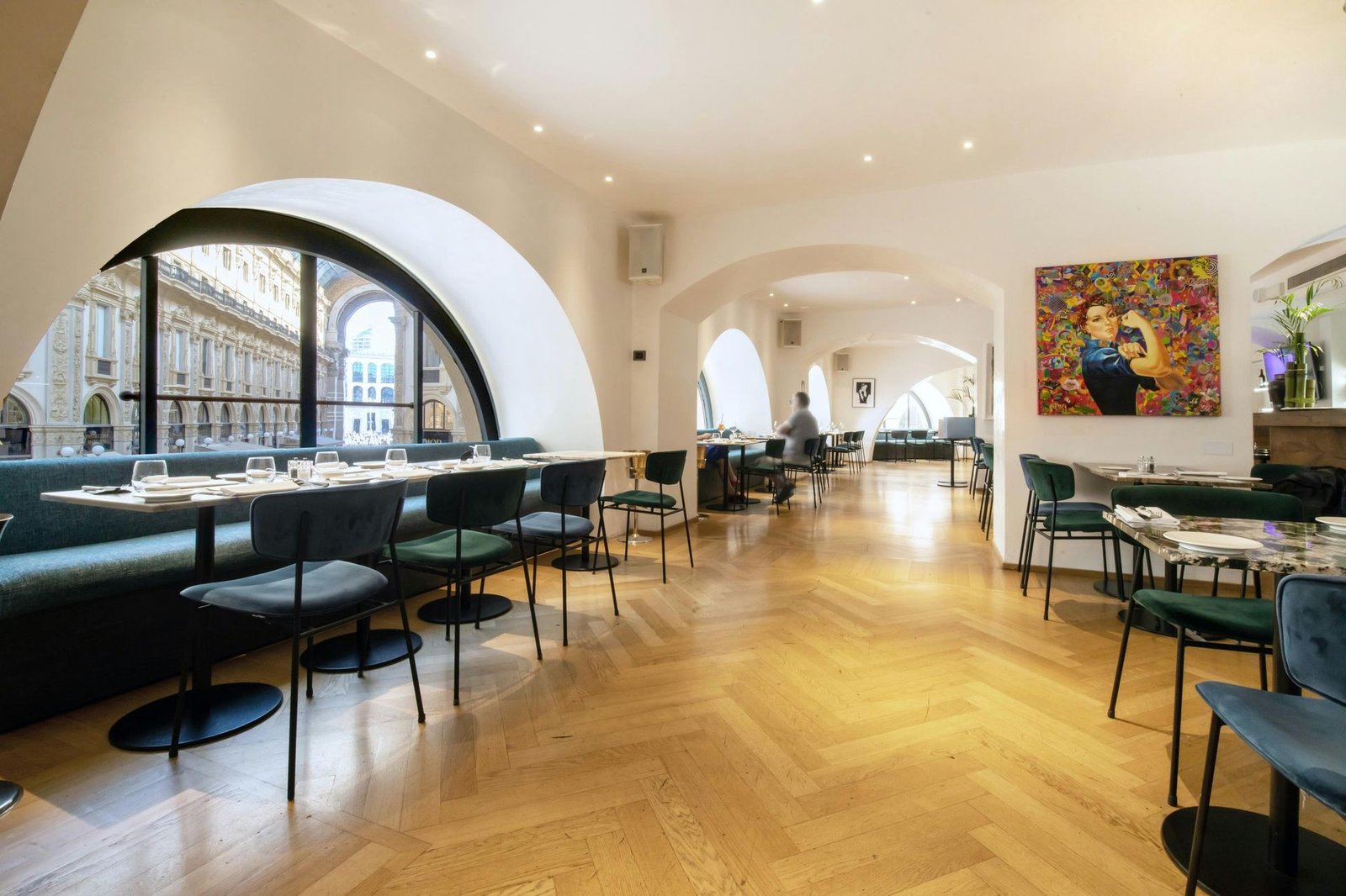 Galleria Vik Milano, vik pellico otto