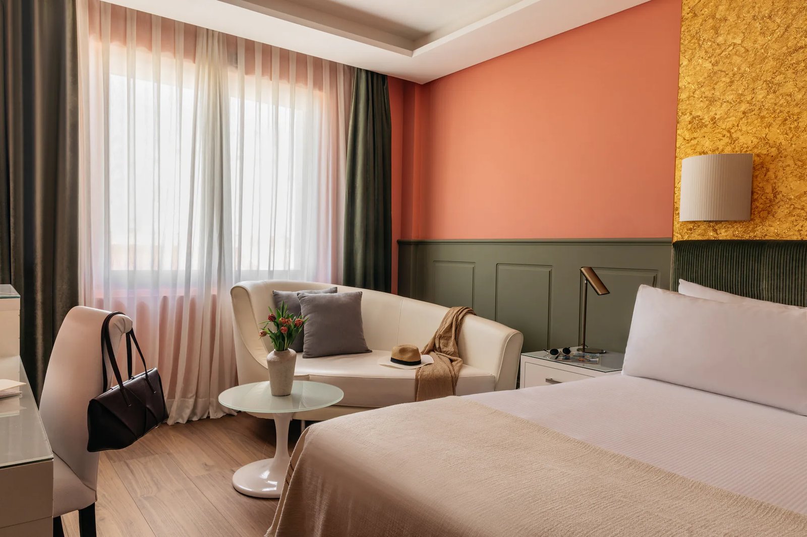 Hotel Colón Gran Meliá - The Leading Hotels of the World, rooms