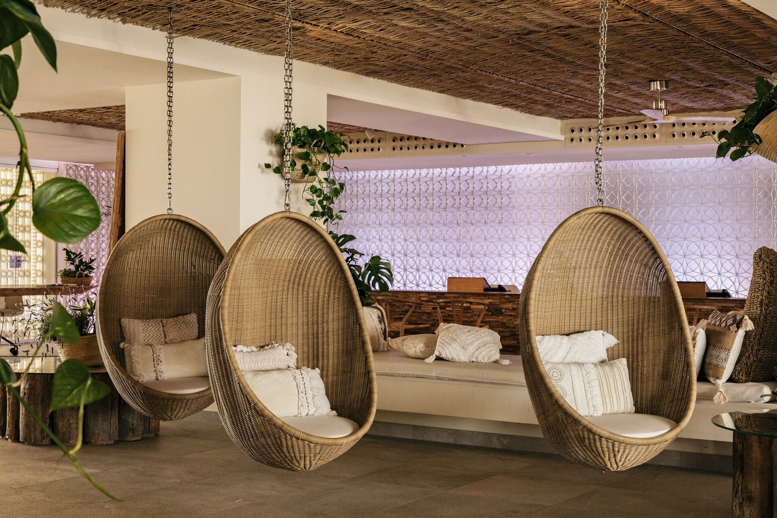 ME Ibiza - The Leading Hotels of the World, vibe