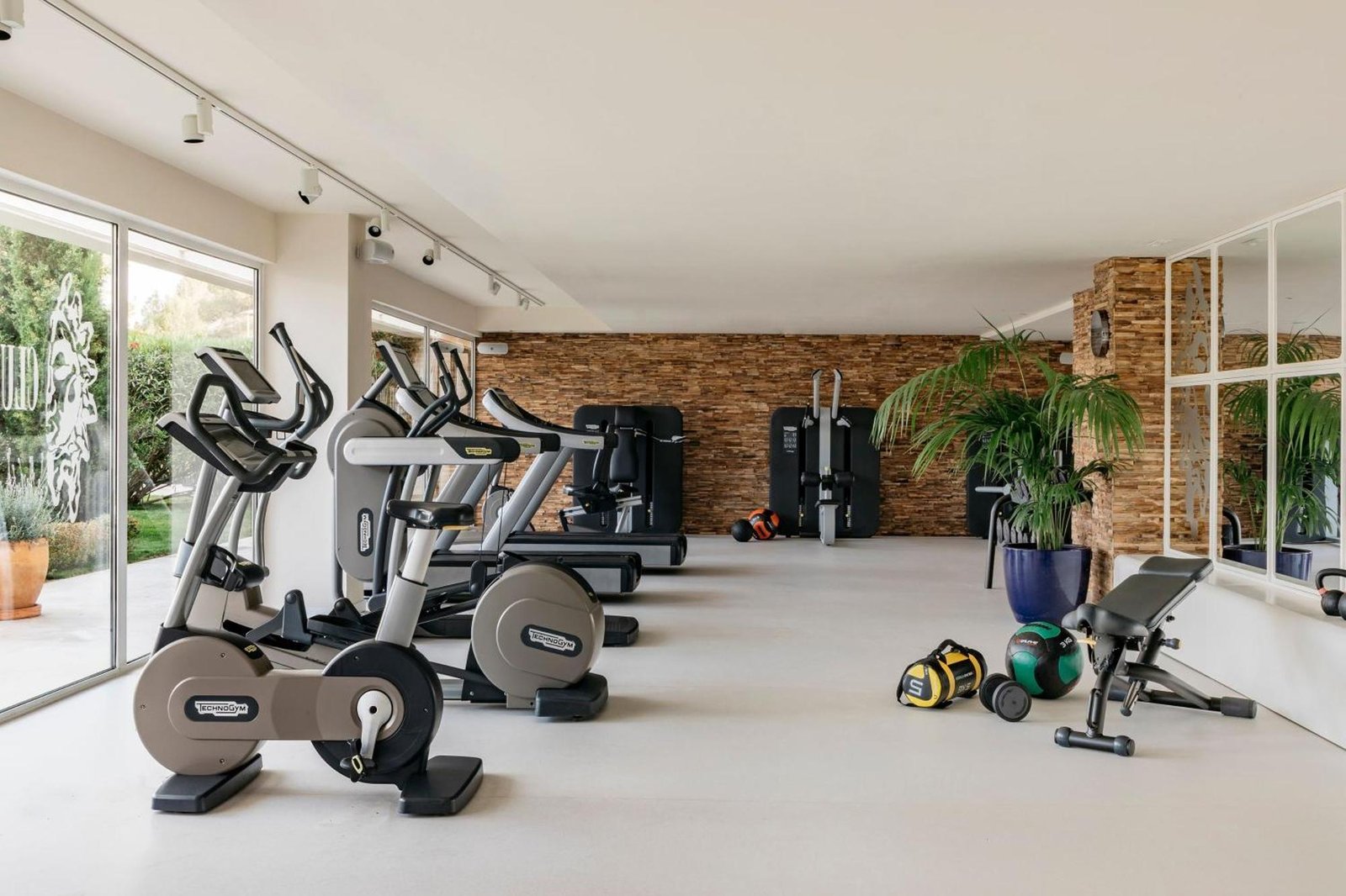 ME Ibiza - The Leading Hotels of the World, wellness