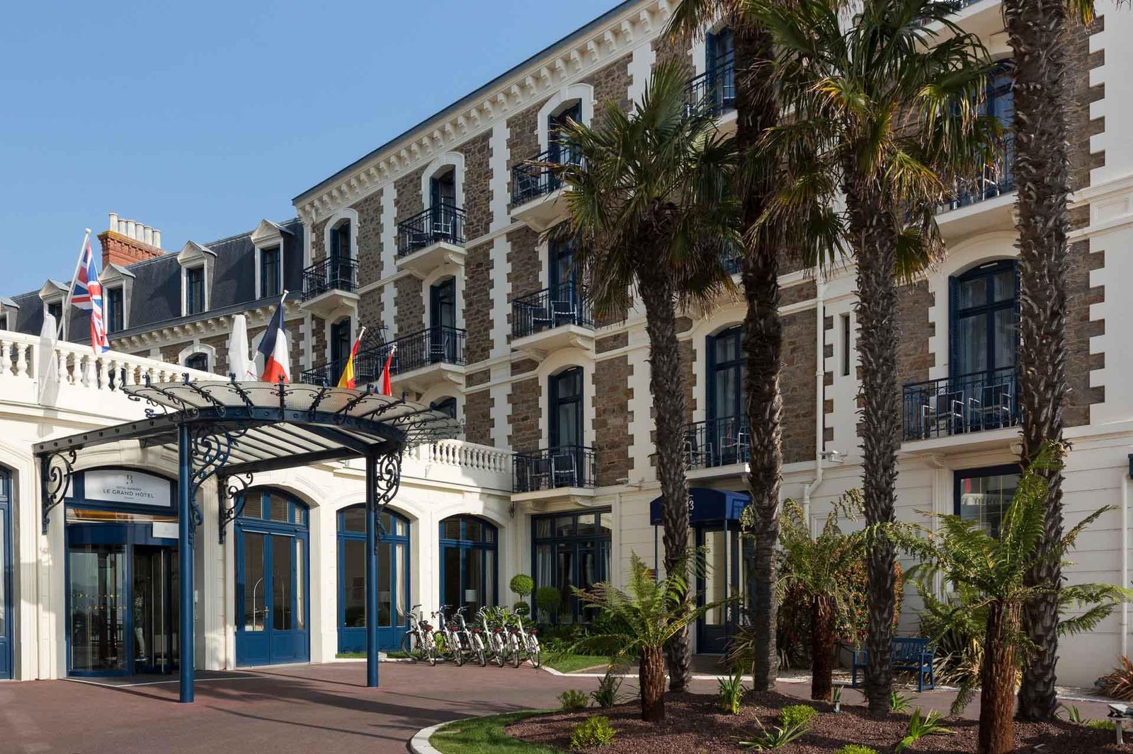 Le Grand Hôtel Dinard, how it began