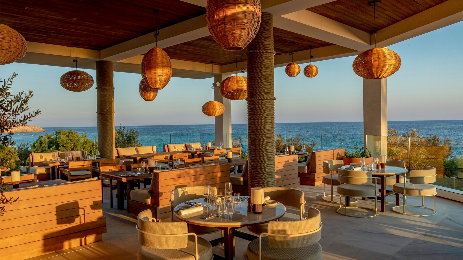 Villa Le Blanc, a Gran Meliá Hotel - The Leading Hotels of the World, eat & drink