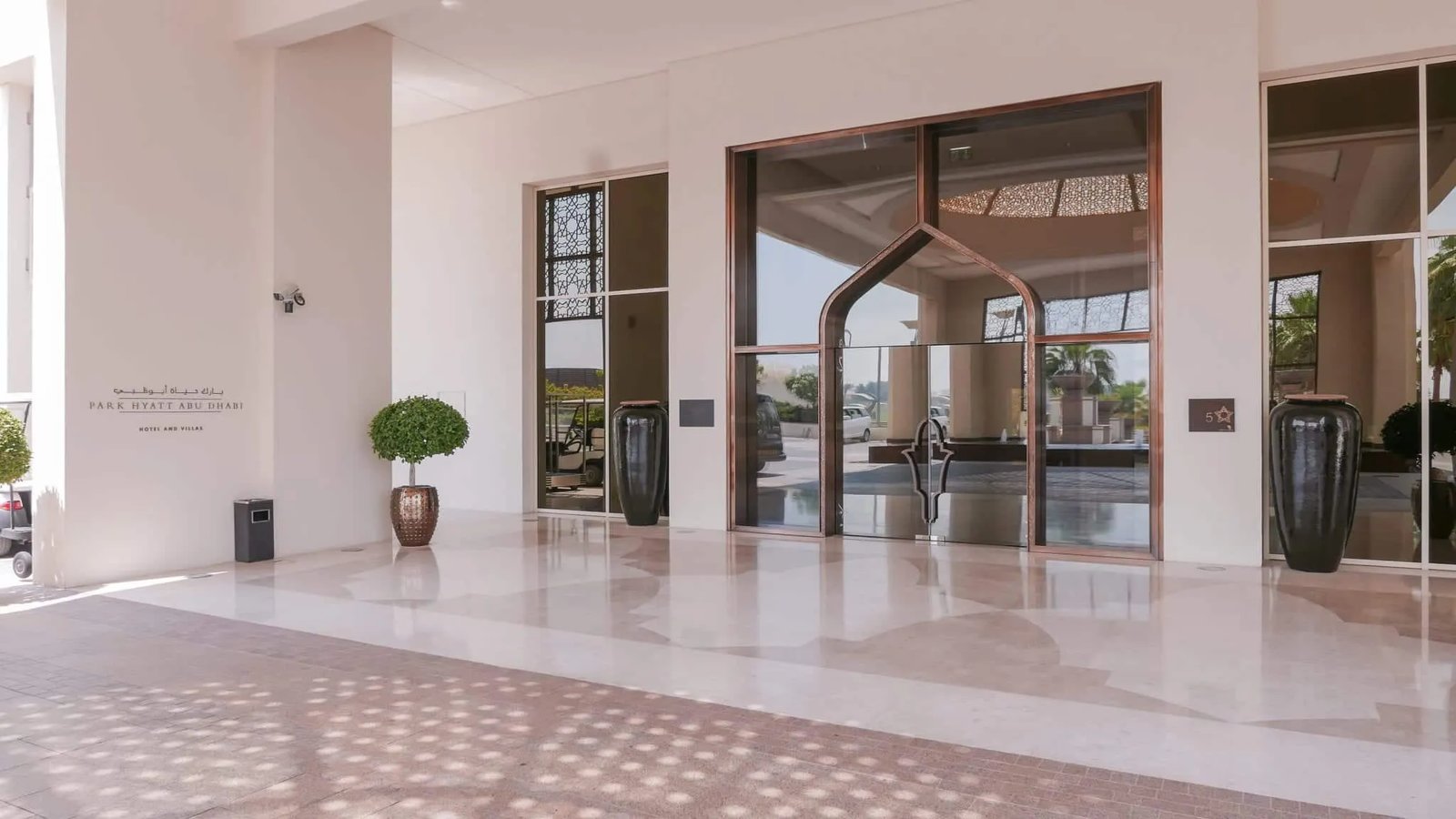 Park Hyatt Abu Dhabi Hotel and Villas, backstory