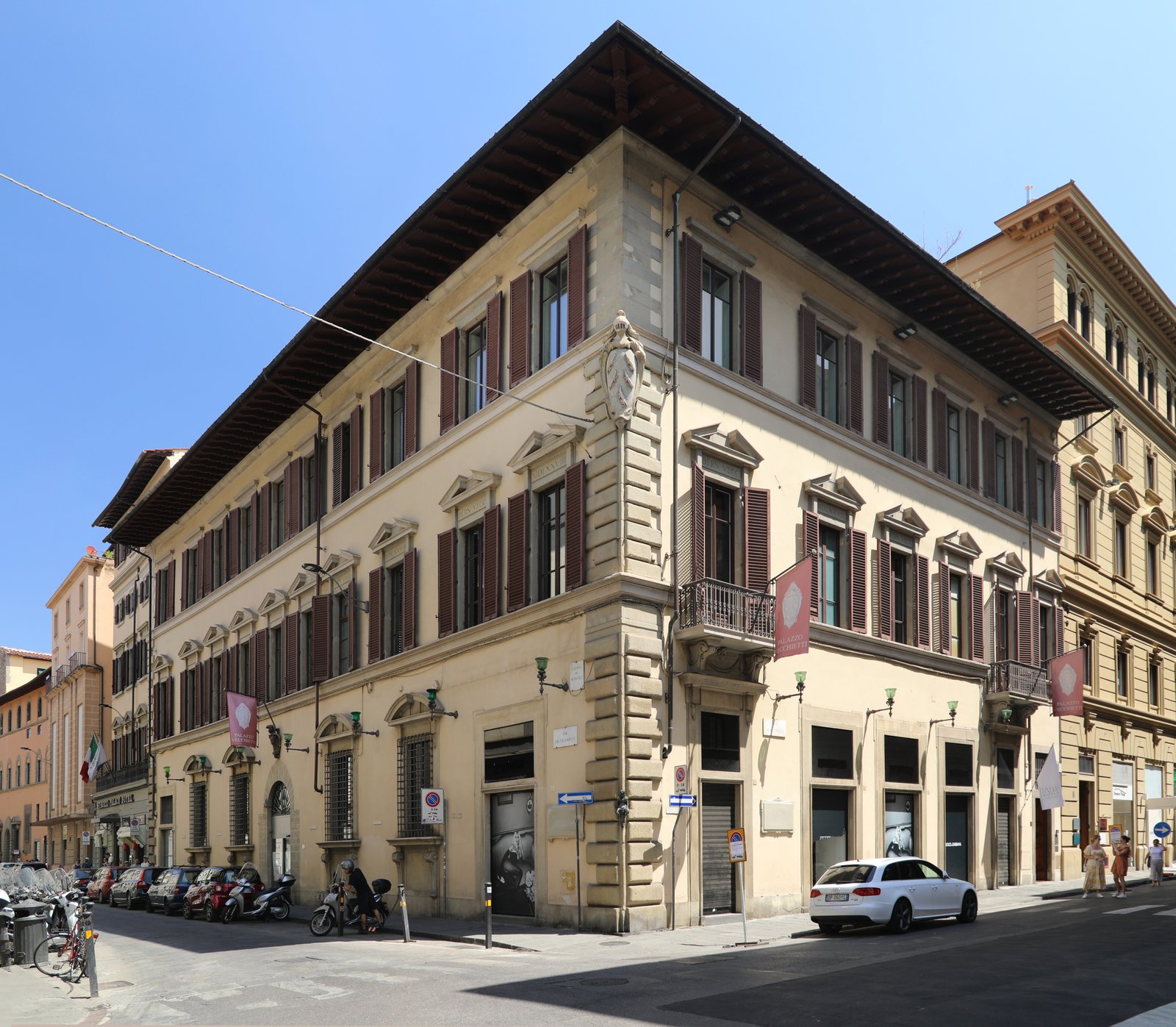 Palazzo Vecchietti, backstory