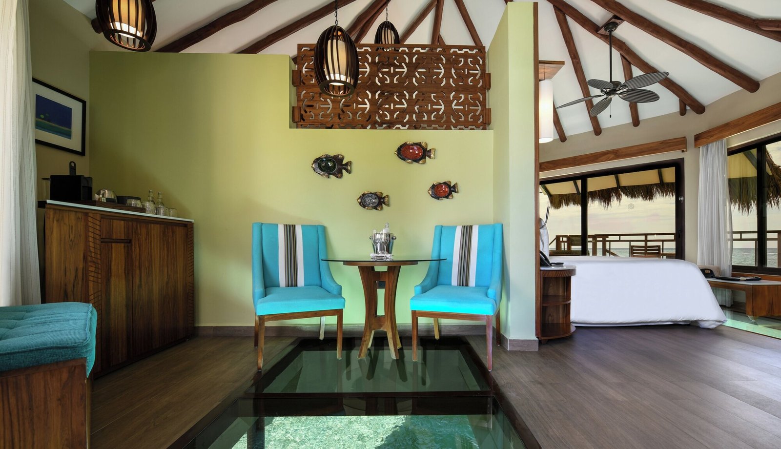 Palafitos Overwater Bungalows, rooms