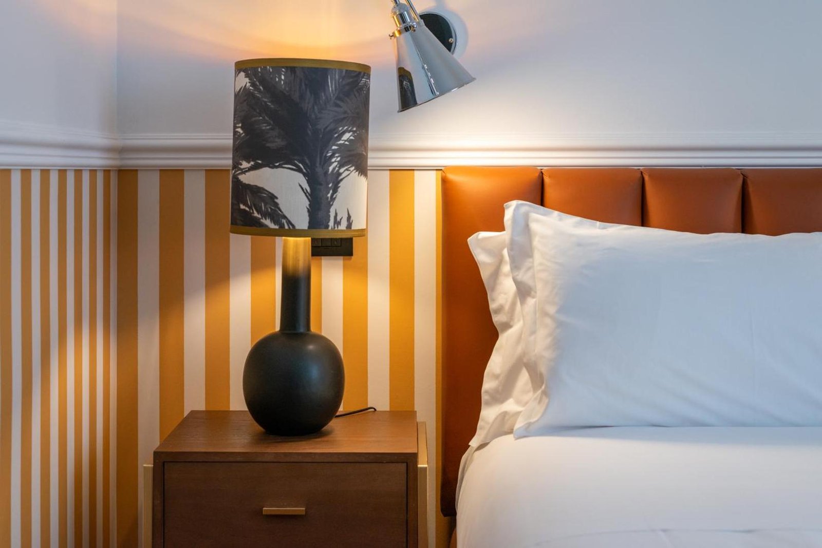 DH Rooms Spiga — vibe