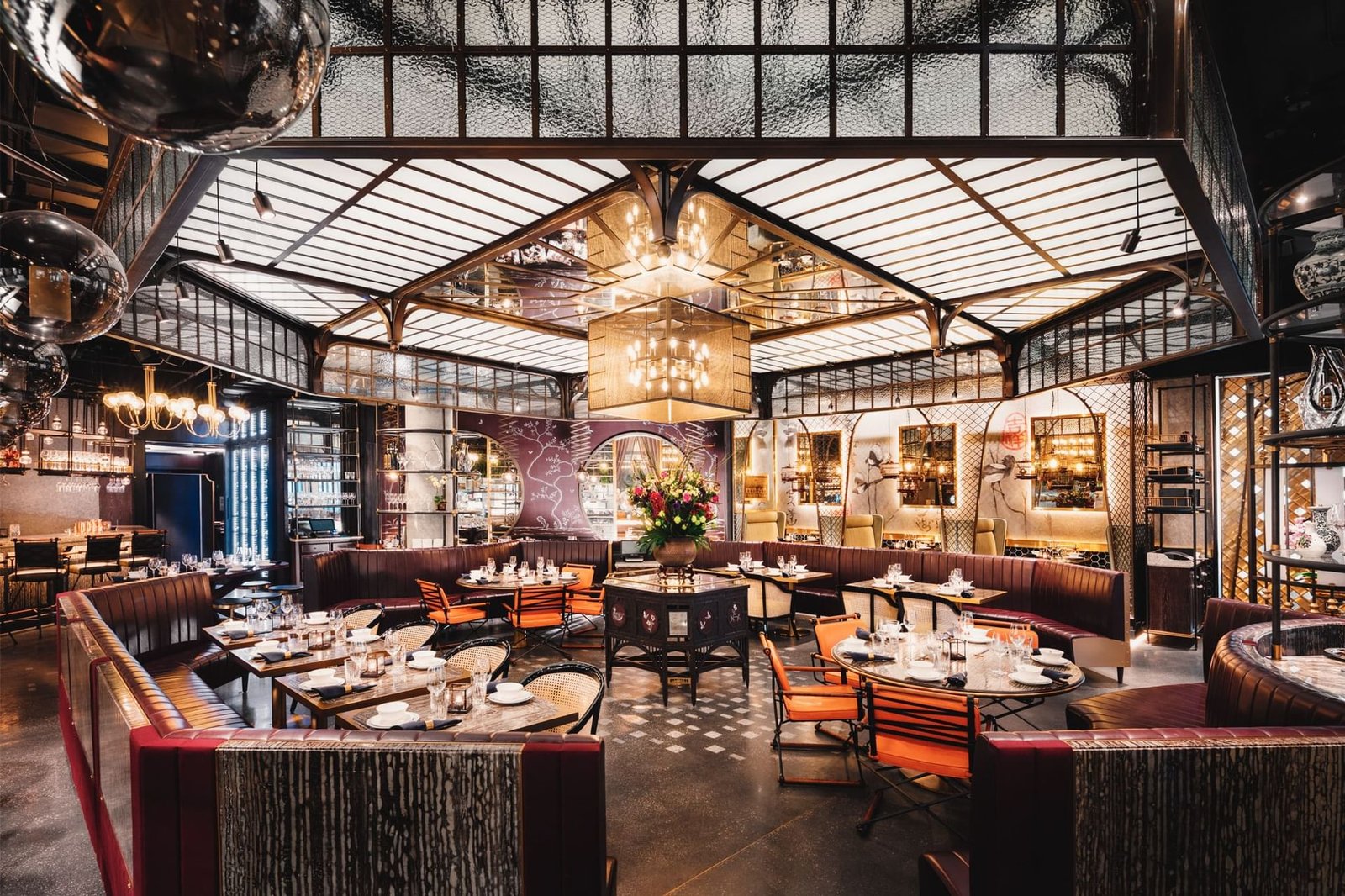 Paradox Vancouver, mott 32 vancouver