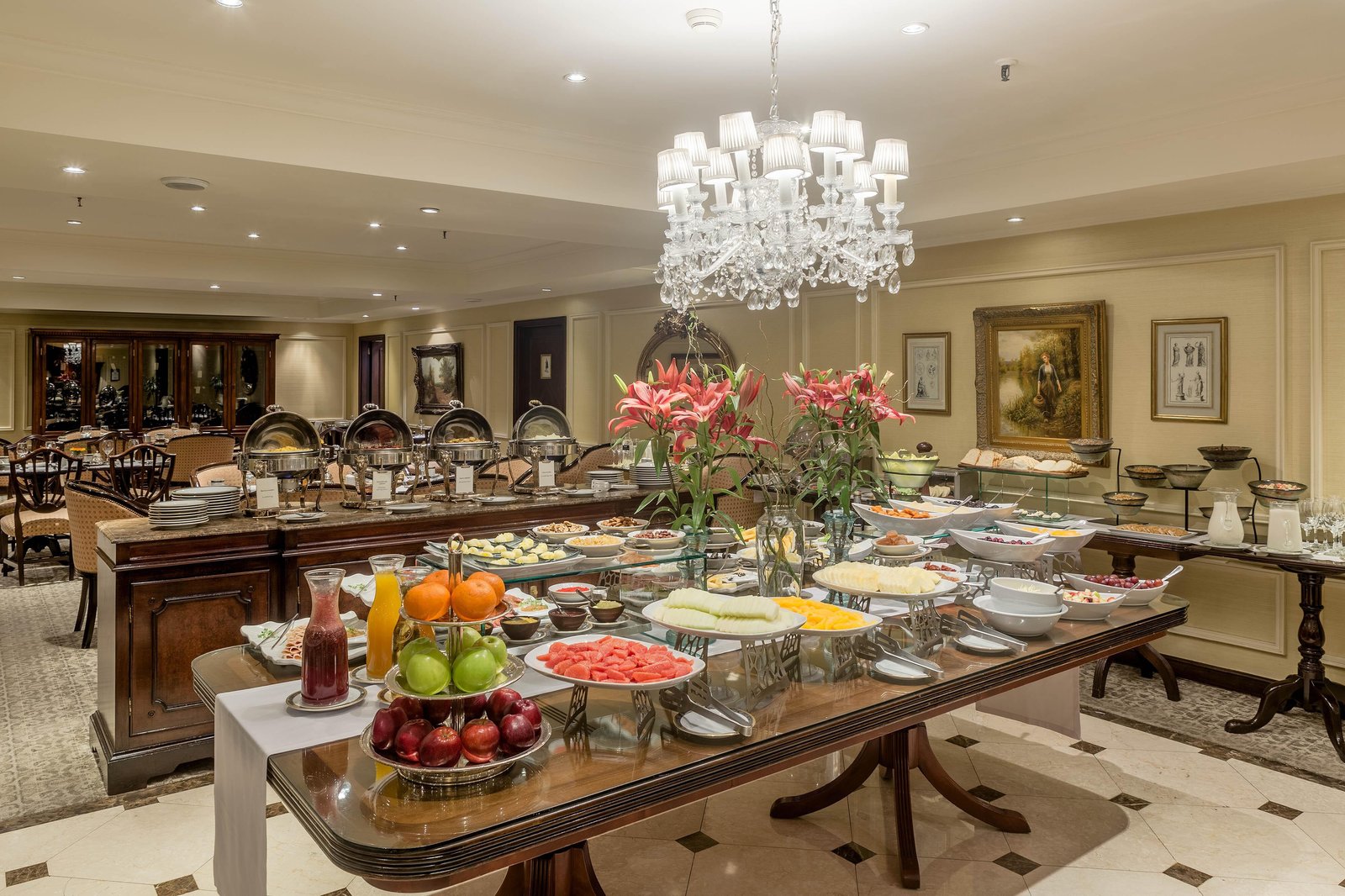 Park Tower, a Luxury Collection Hotel, Buenos Aires, at the table