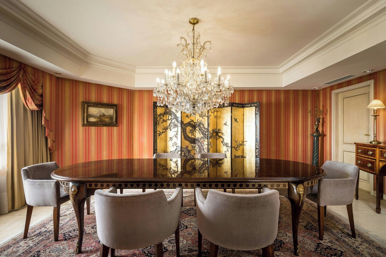 Park Tower, a Luxury Collection Hotel, Buenos Aires, at the table