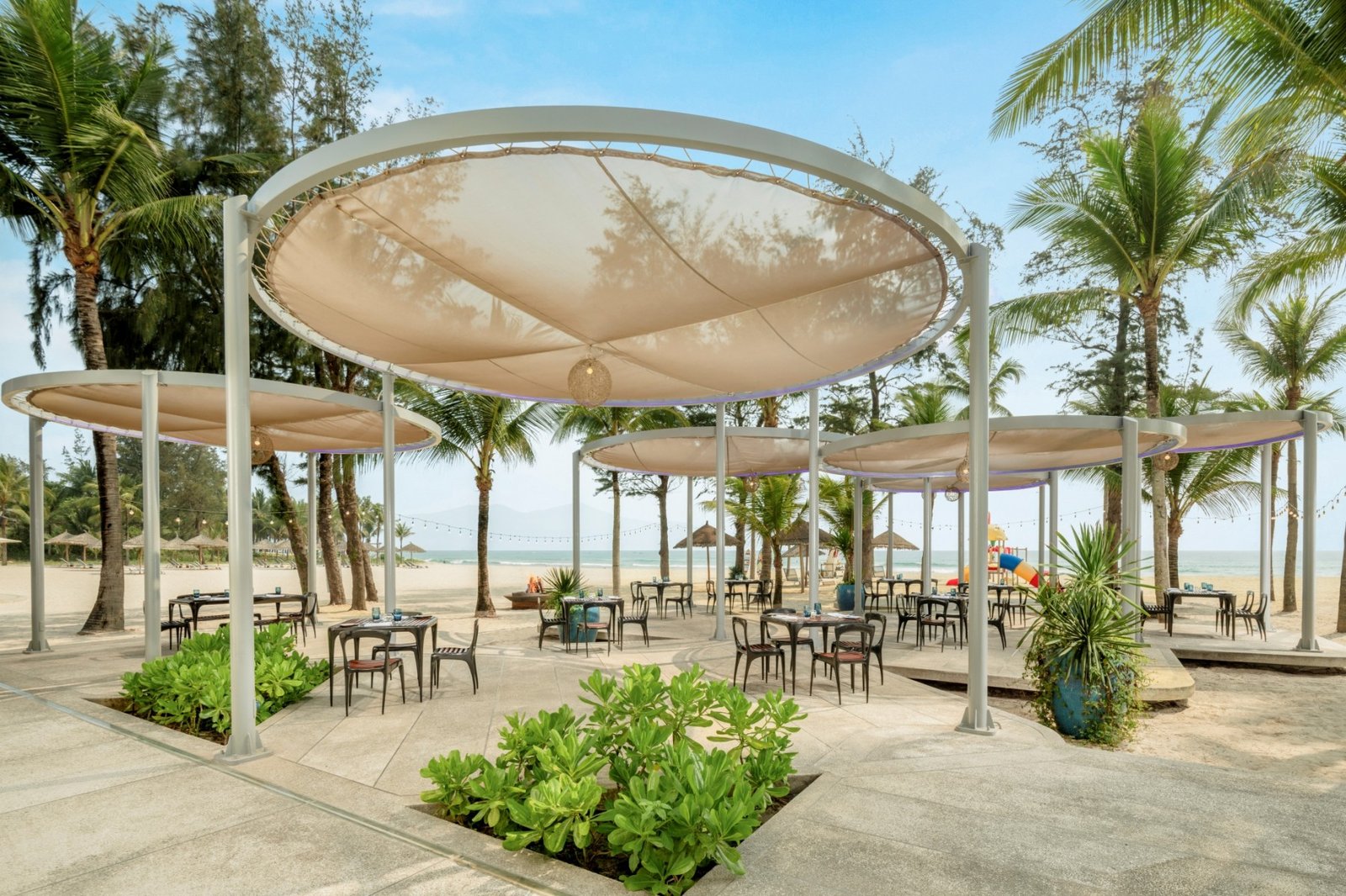 Pullman Danang Beach Resort, at the table