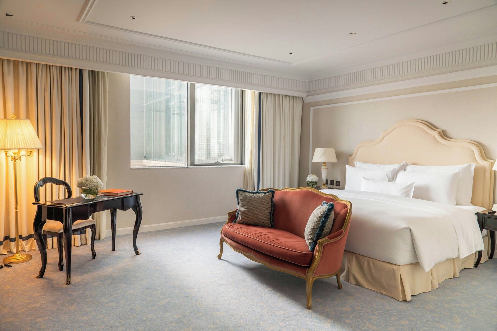 The Plaza Doha, LXR Hotels & Resorts, rooms