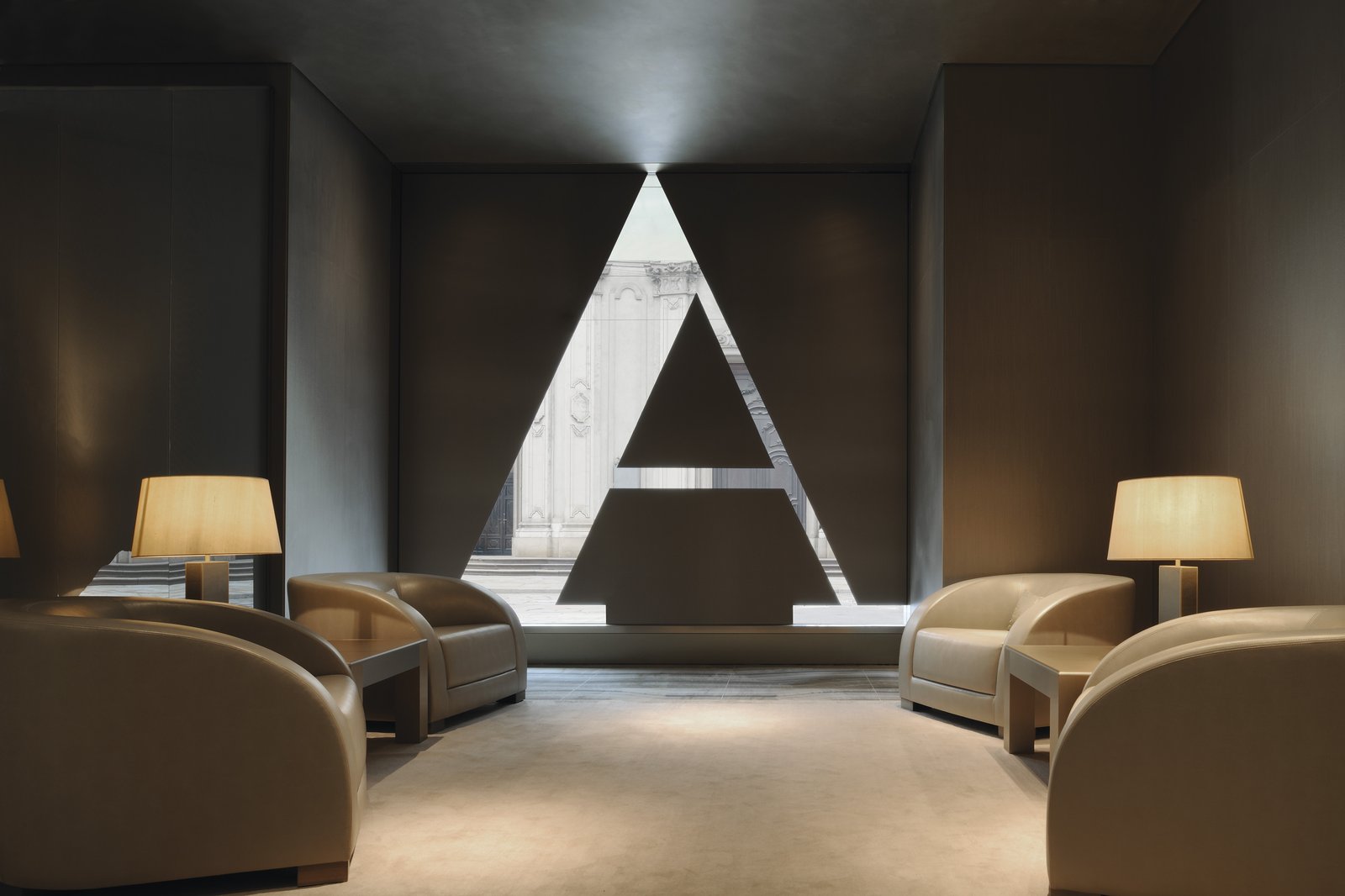Armani Hotel Milano — backstory