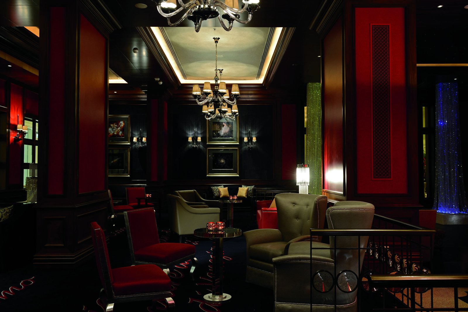 The Ritz-Carlton Abu Dhabi, Grand Canal, eat & drink