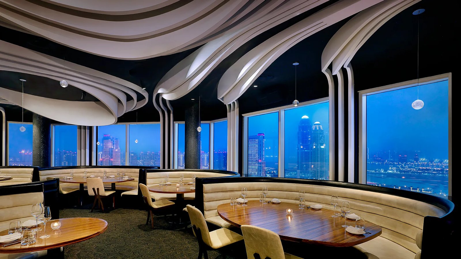 The Ritz-Carlton, Doha, eat & drink