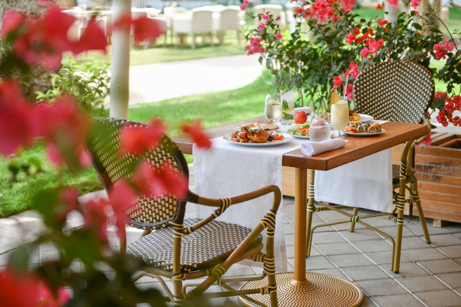 The Ritz-Carlton, Doha, eat & drink