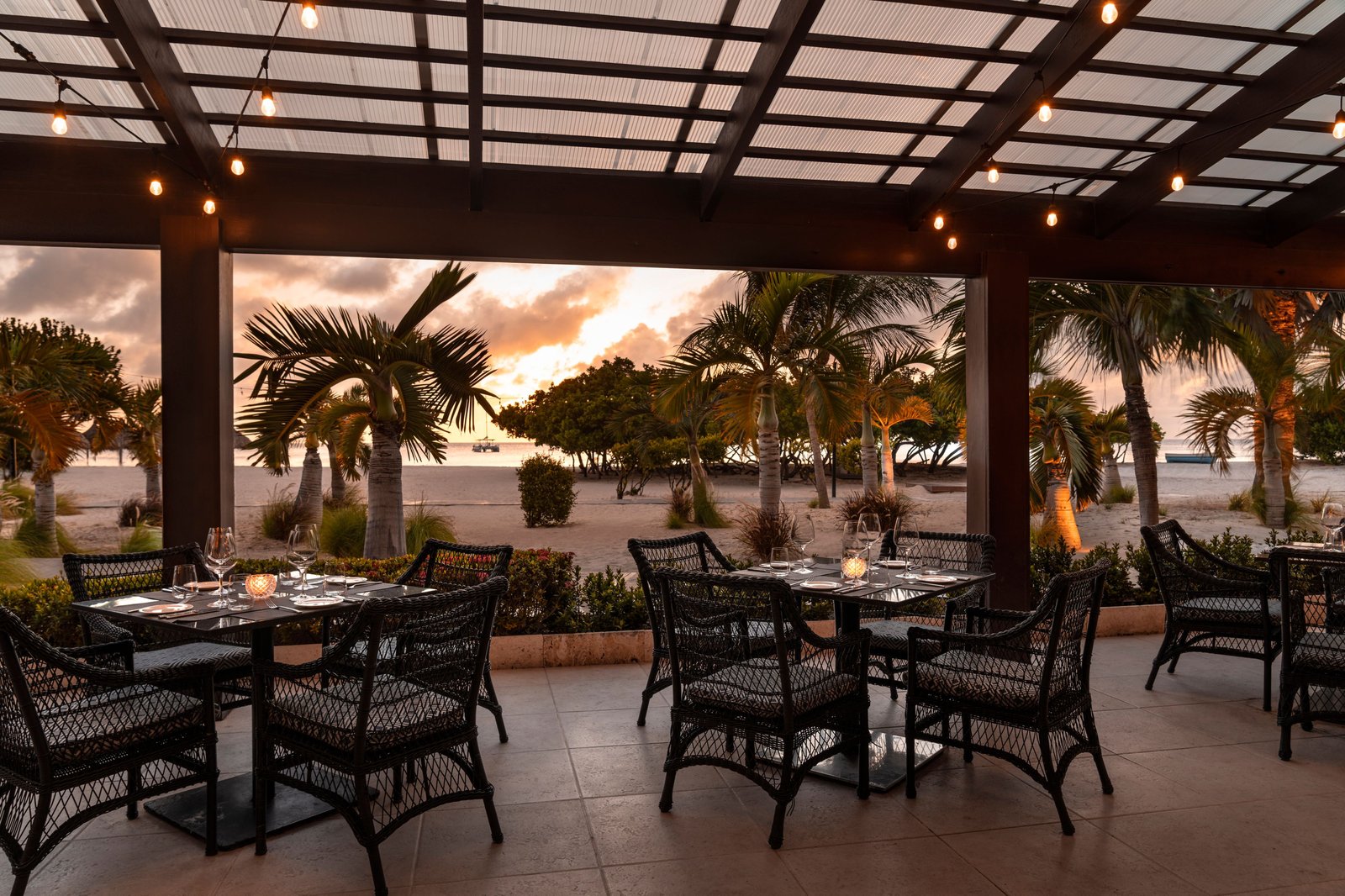 The Ritz-Carlton, Aruba, eat & drink