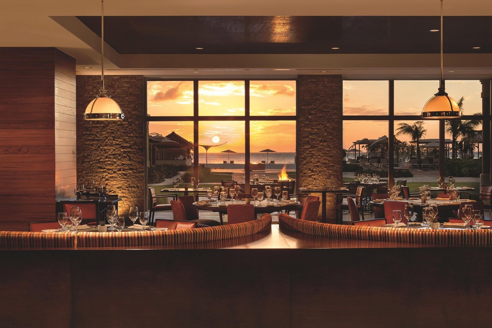 The Ritz-Carlton, Aruba, eat & drink