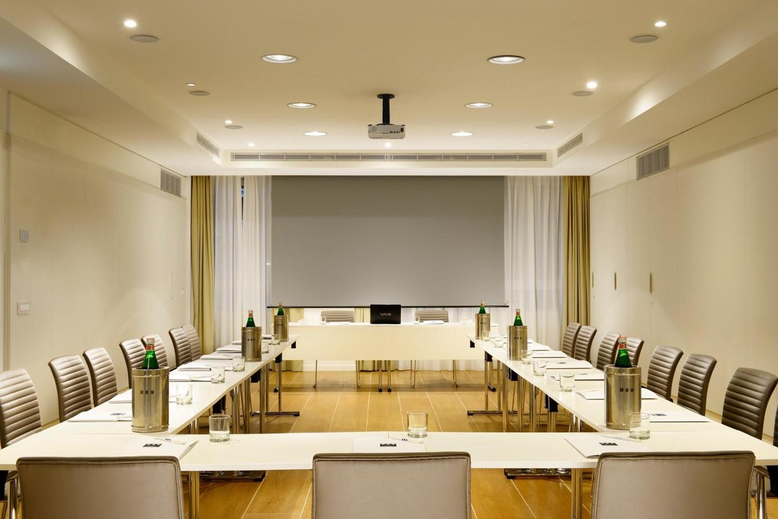 UNA Hotels Century — wellness