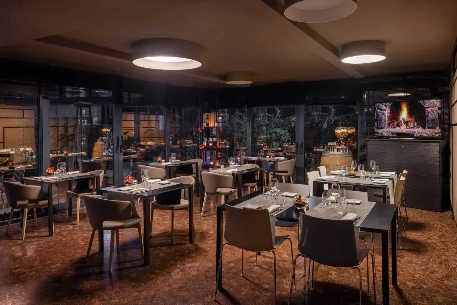 UNA Hotels Century — eat & drink