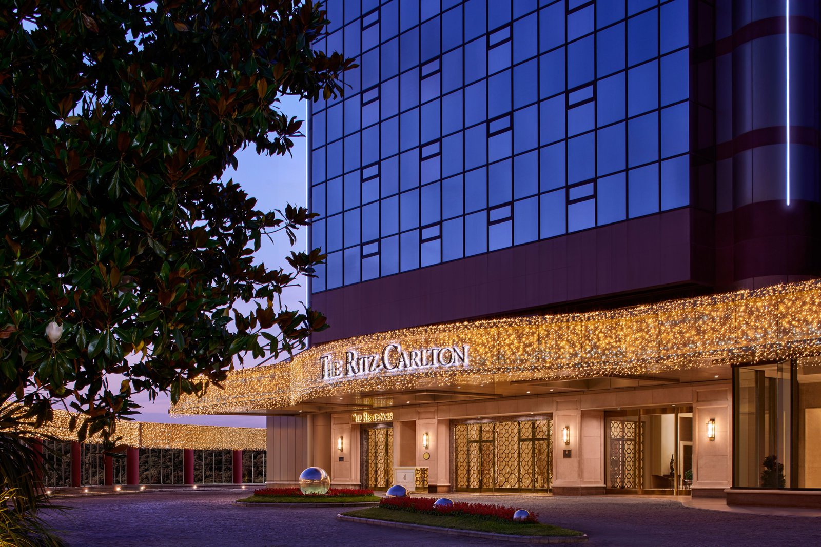 The Ritz-Carlton, Istanbul, backstory