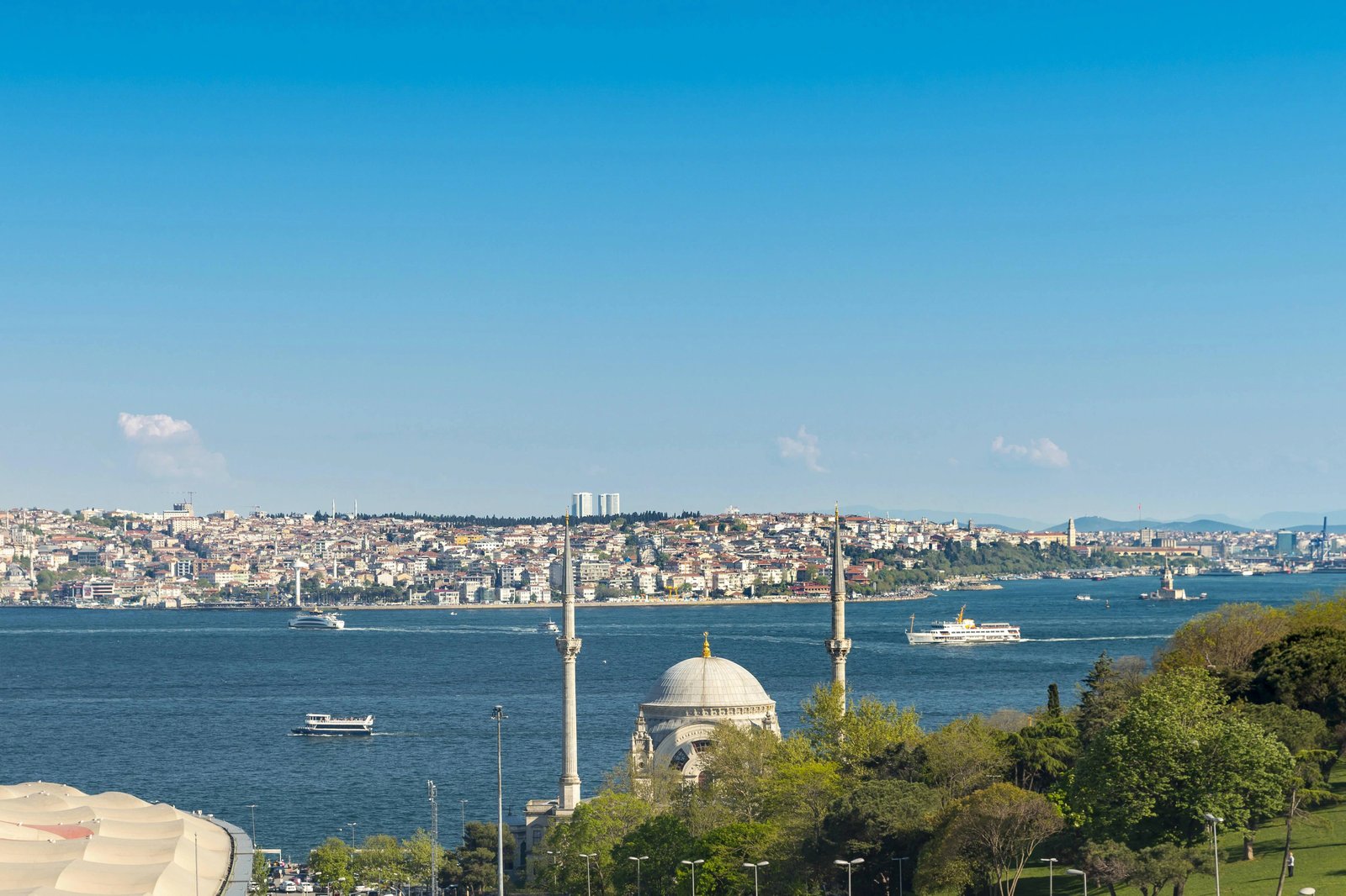 The Ritz-Carlton, Istanbul, vibe