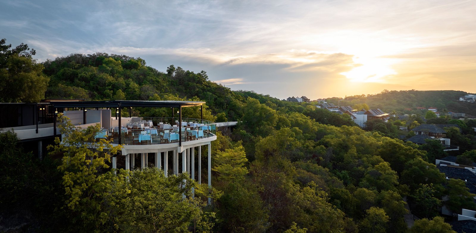 The Ritz-Carlton, Koh Samui, eat & drink