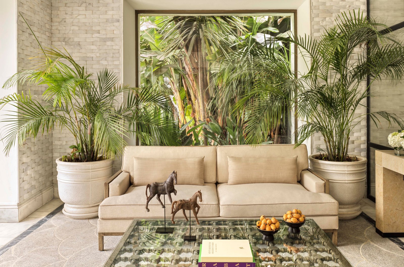The Ritz-Carlton Rabat, Dar Es Salam, vibe