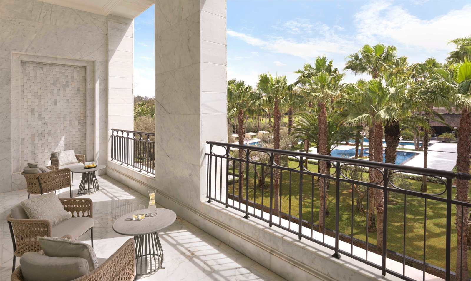 The Ritz-Carlton Rabat, Dar Es Salam, vibe