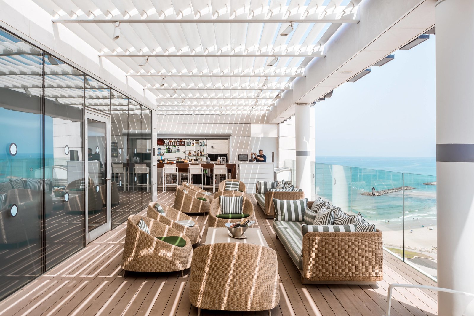 The Ritz-Carlton, Herzliya, eat & drink