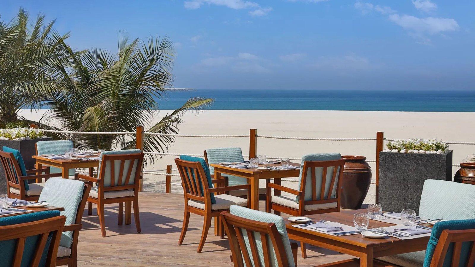 The Ritz-Carlton Ras Al Khaimah, Al Hamra Beach, eat & drink