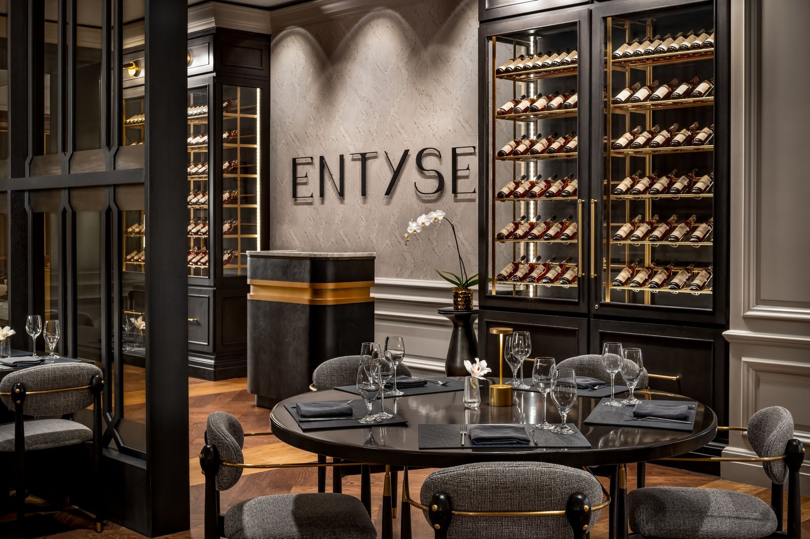 The Ritz-Carlton, Tysons Corner, entyse