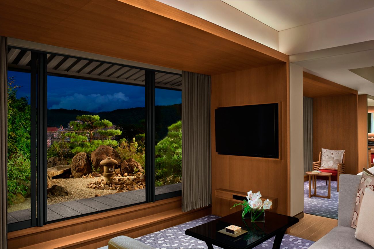 The Ritz-Carlton Kyoto — vibe