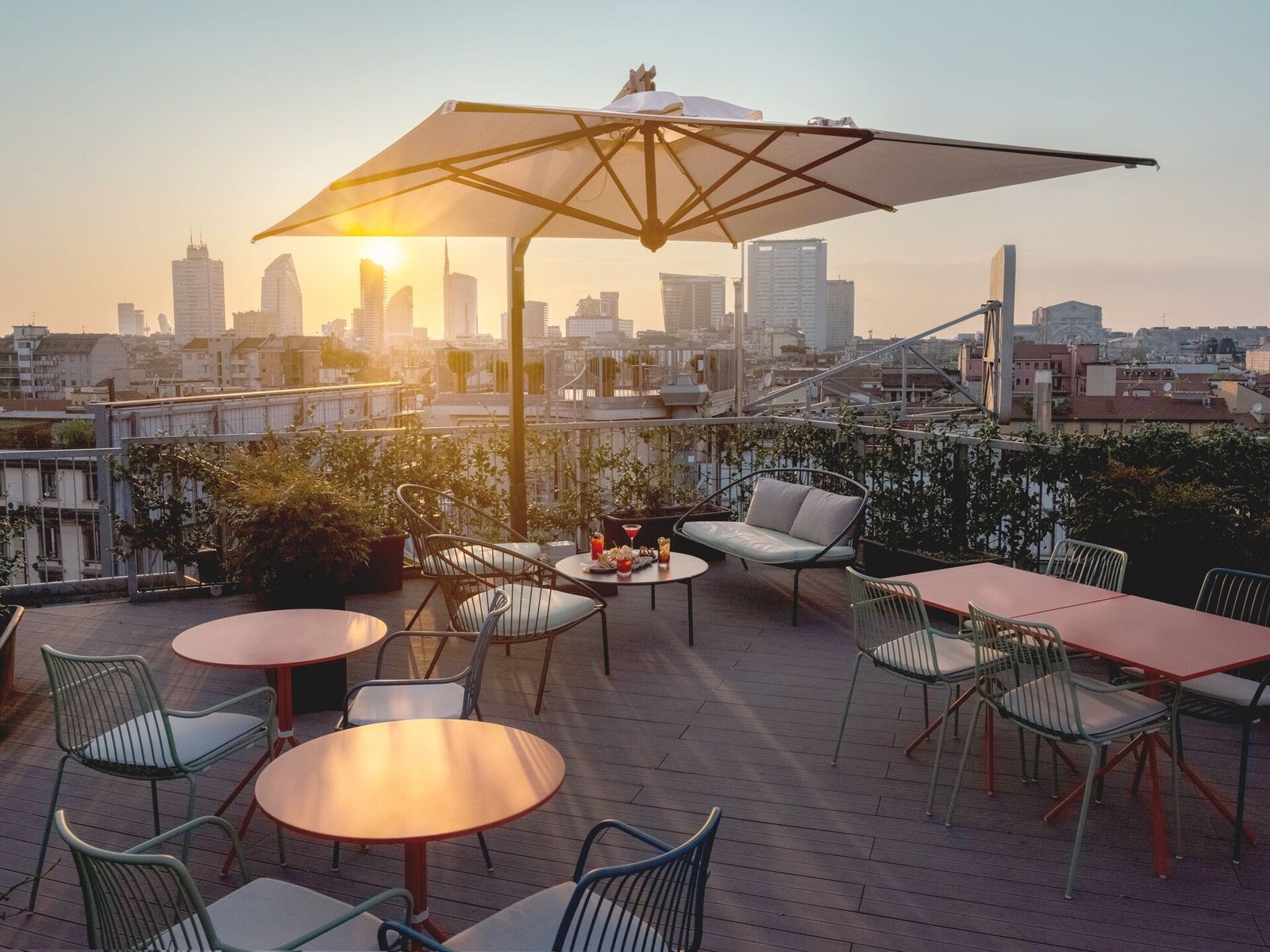 UNA Hotels Galles Milano — vibe