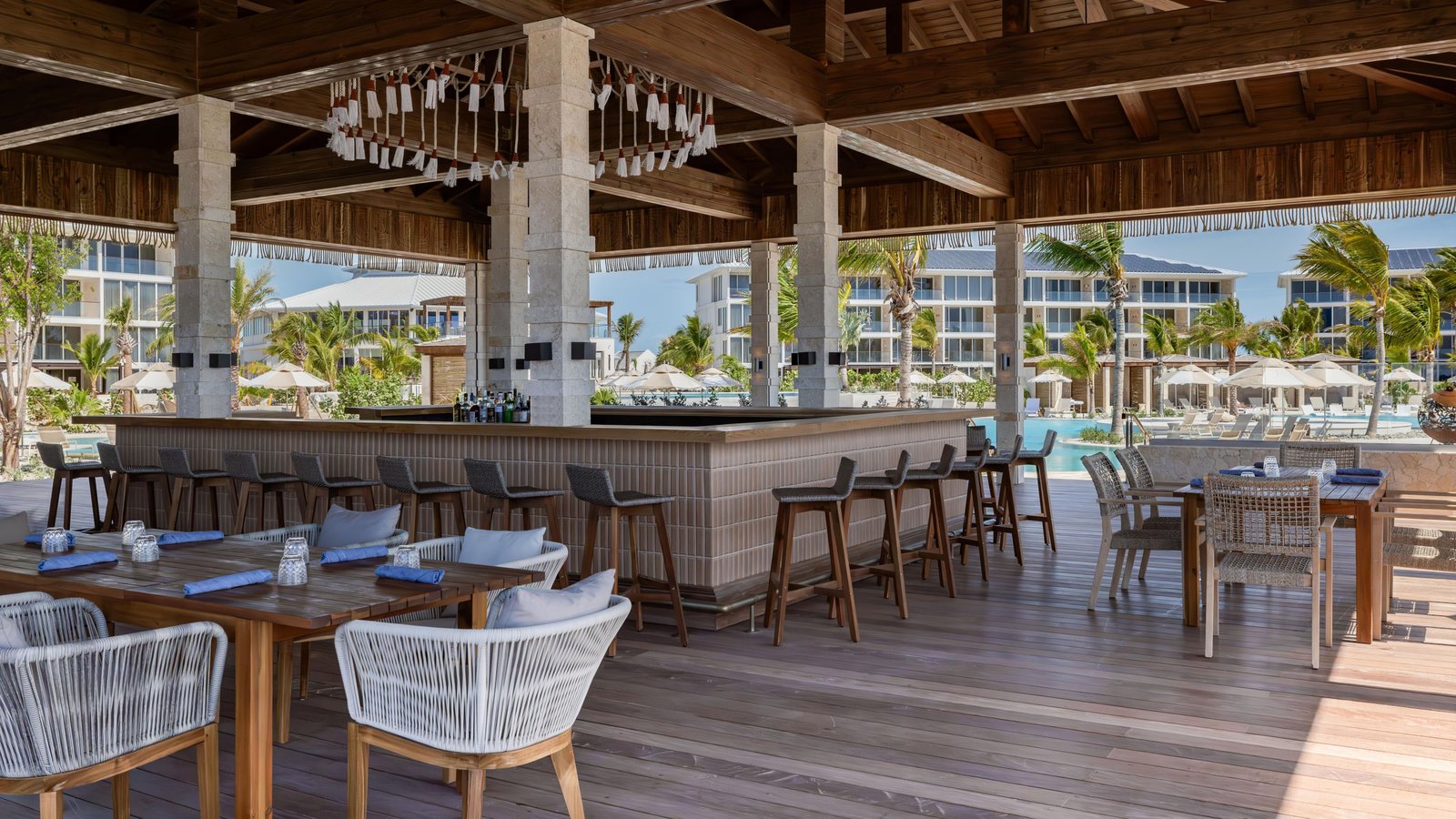Salterra, a Luxury Collection Resort & Spa, South Caicos, eat & drink