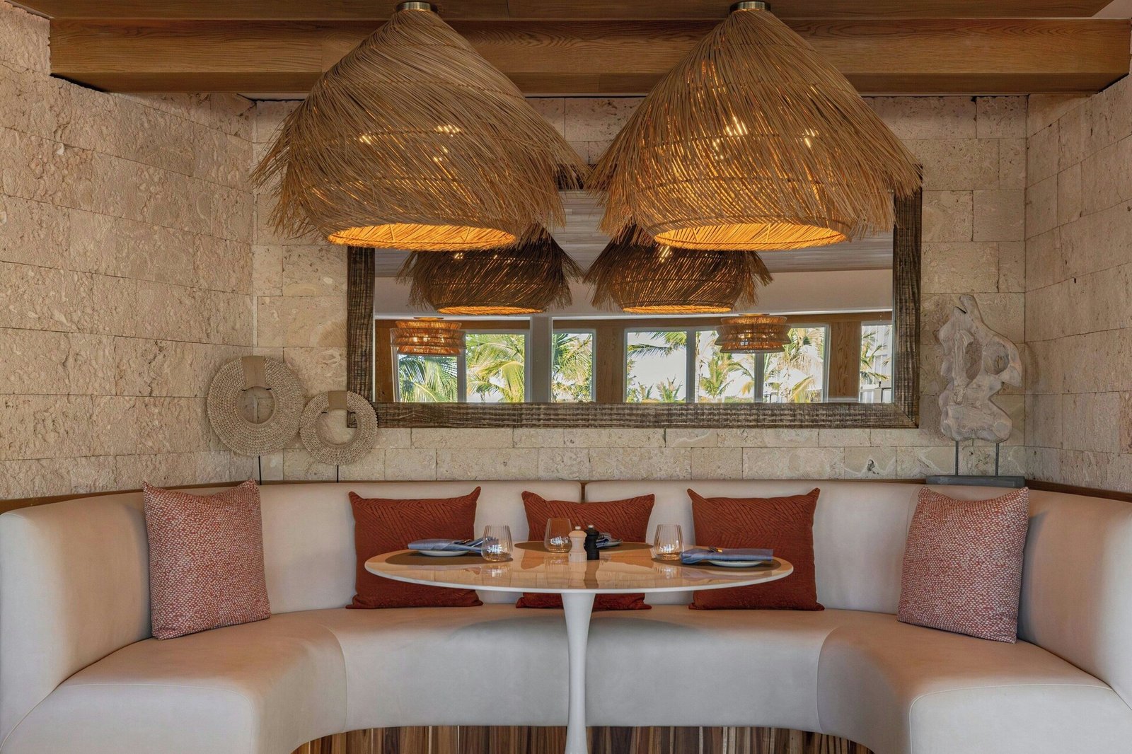 Salterra, a Luxury Collection Resort & Spa, South Caicos, eat & drink