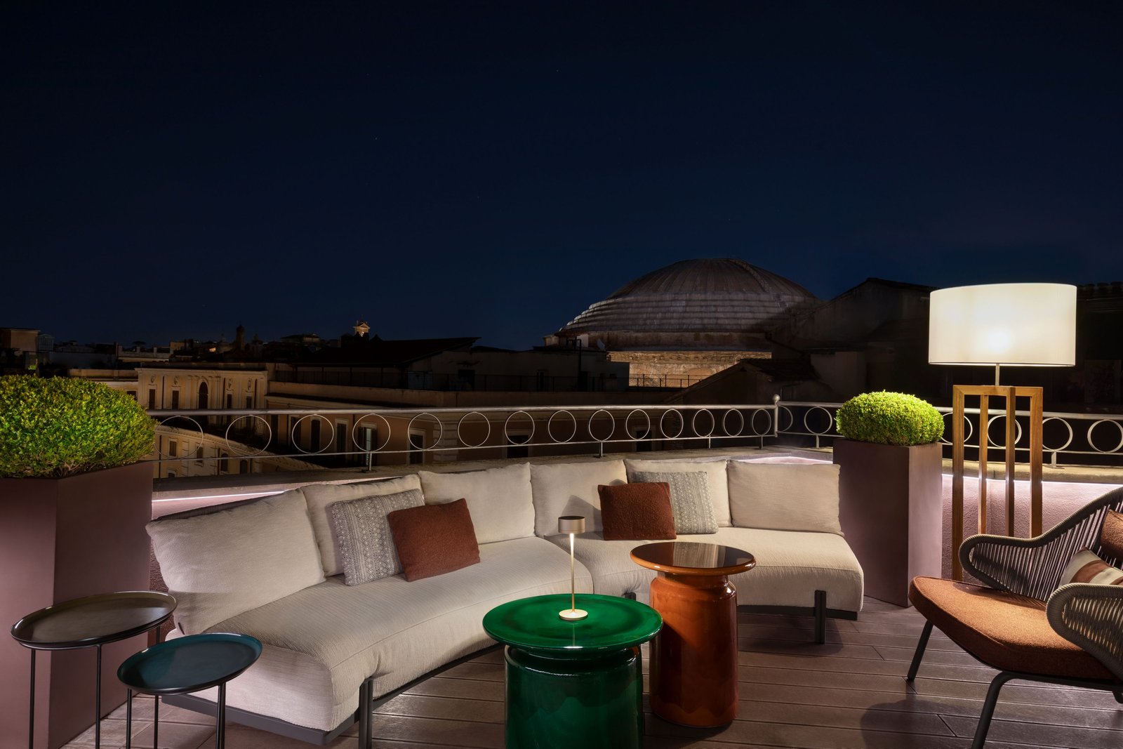 The Pantheon Iconic Rome Hotel — vibe