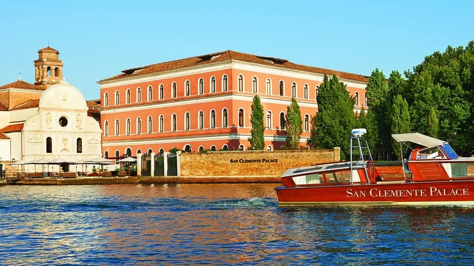San Clemente Palace Venice, backstory