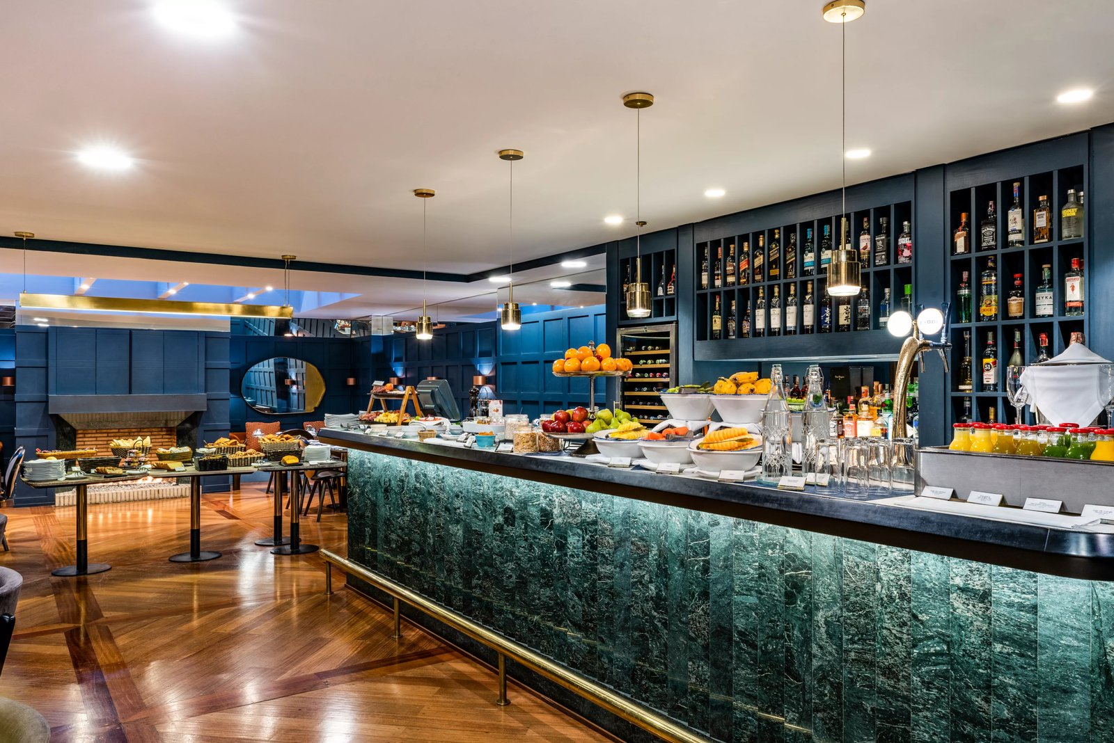 Sofitel Bogota Victoria Regia, bar basilic