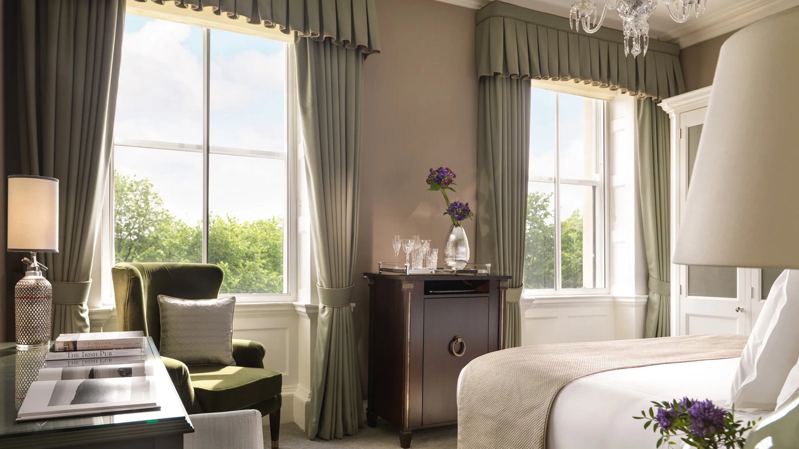 The Shelbourne, Autograph Collection