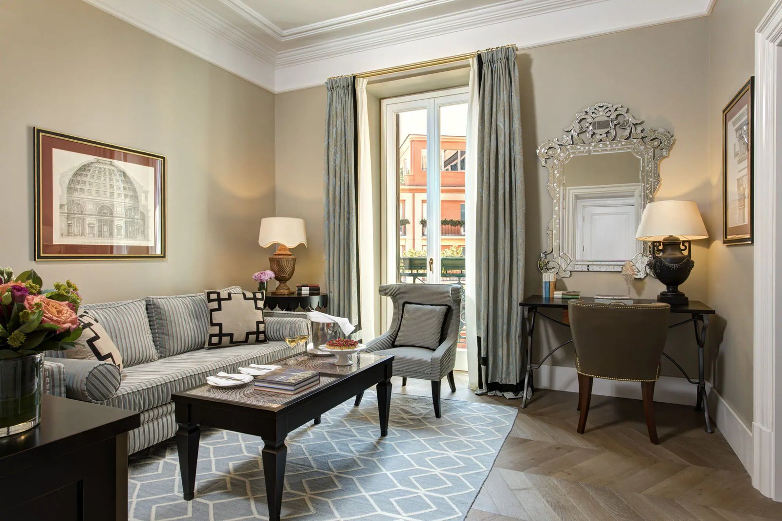 Hotel de la Ville — rooms