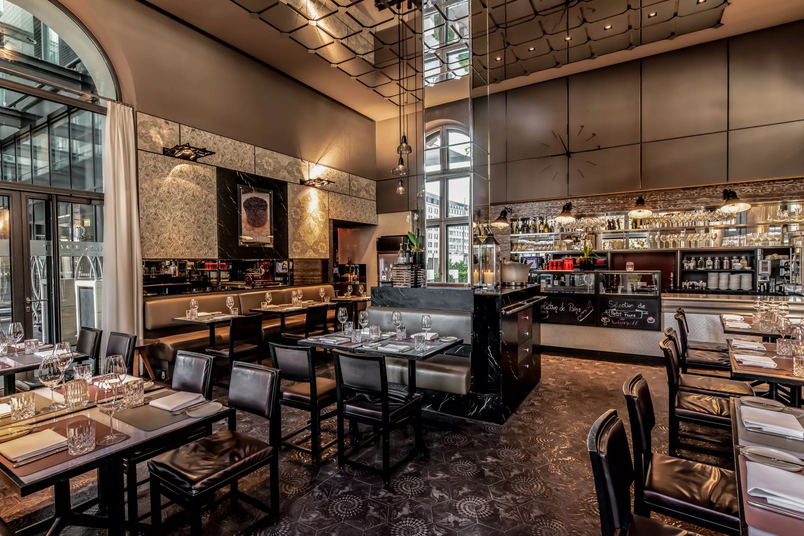 Sofitel Munich Bayerpost, at the table