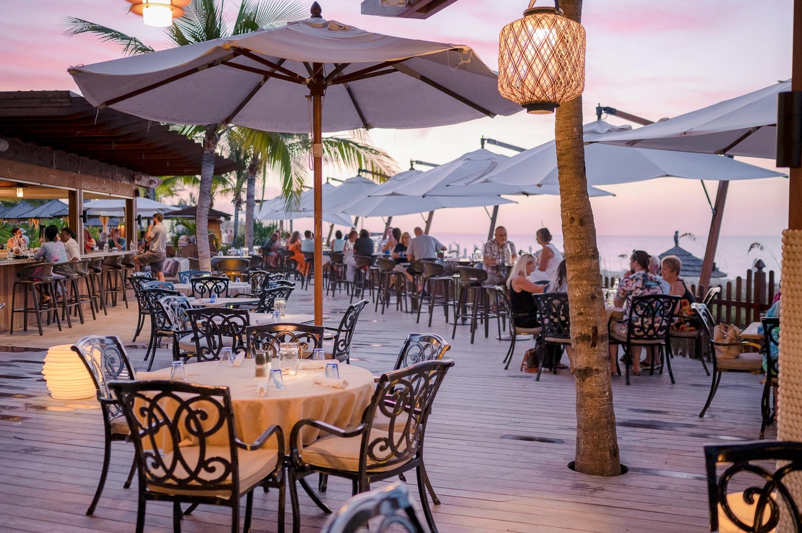 Seven Stars Resort and Spa, eat & drink